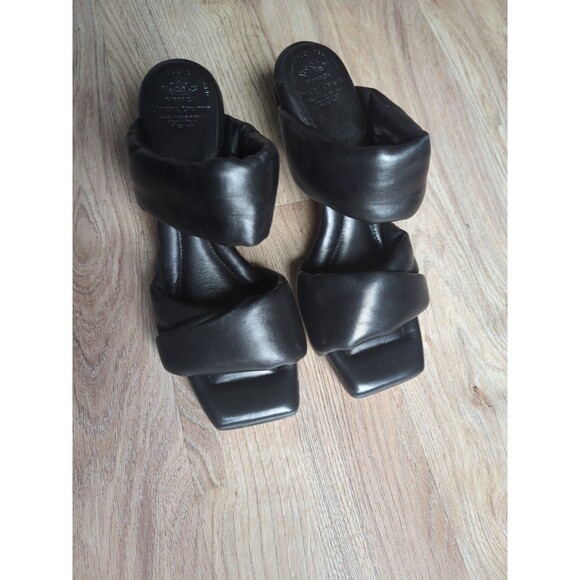 Officine Creative Padded Black Leather Covered Heel Slip On - Picture 4 of 16